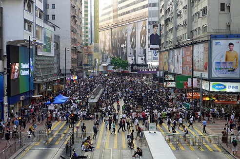 Occupy_Central_CWB_Protesters_20140929.jpg
